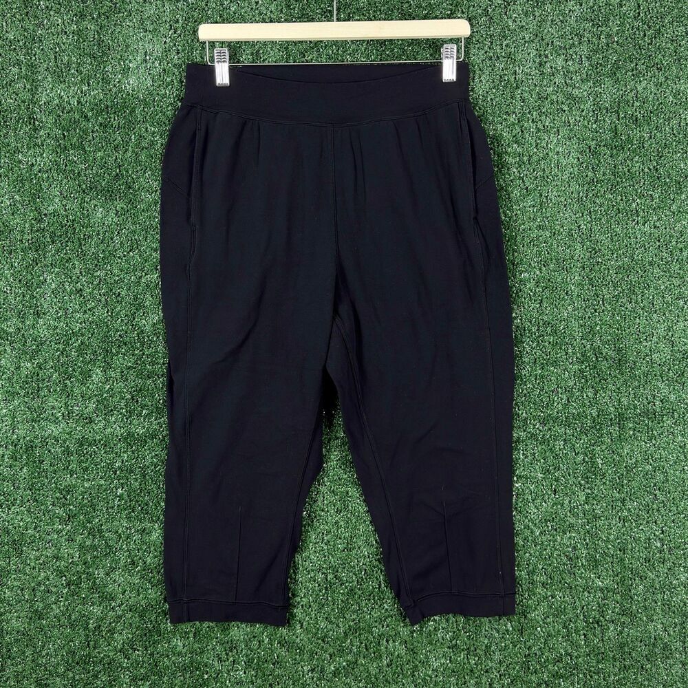 Lululemon Womens Cropped Jogger Pants Size 8 Black Athletic Stretch Capri Yoga